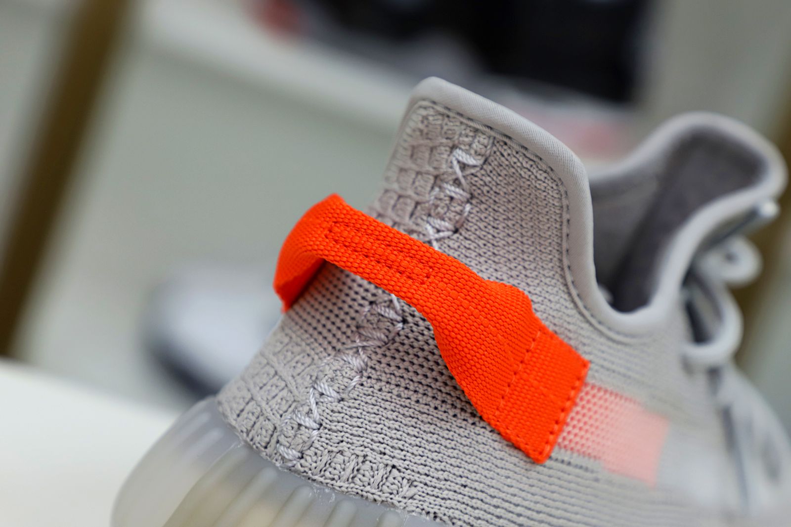 Yeezy Boost 350 V2 Tail