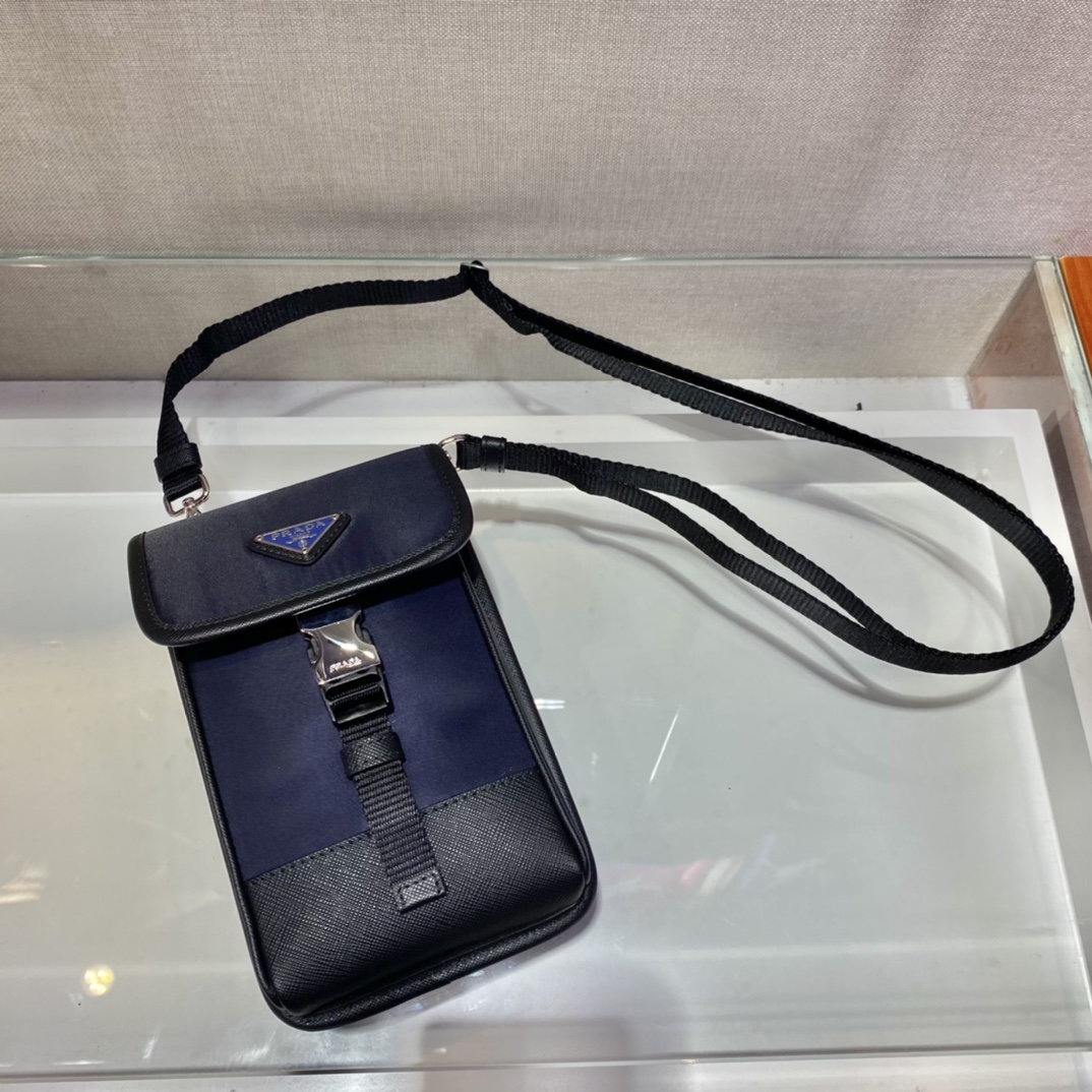 𝐏𝐑𝐀𝐃𝐀𝐀 New cell phone bag