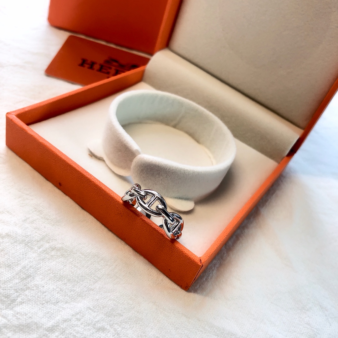 Hermes Rings
