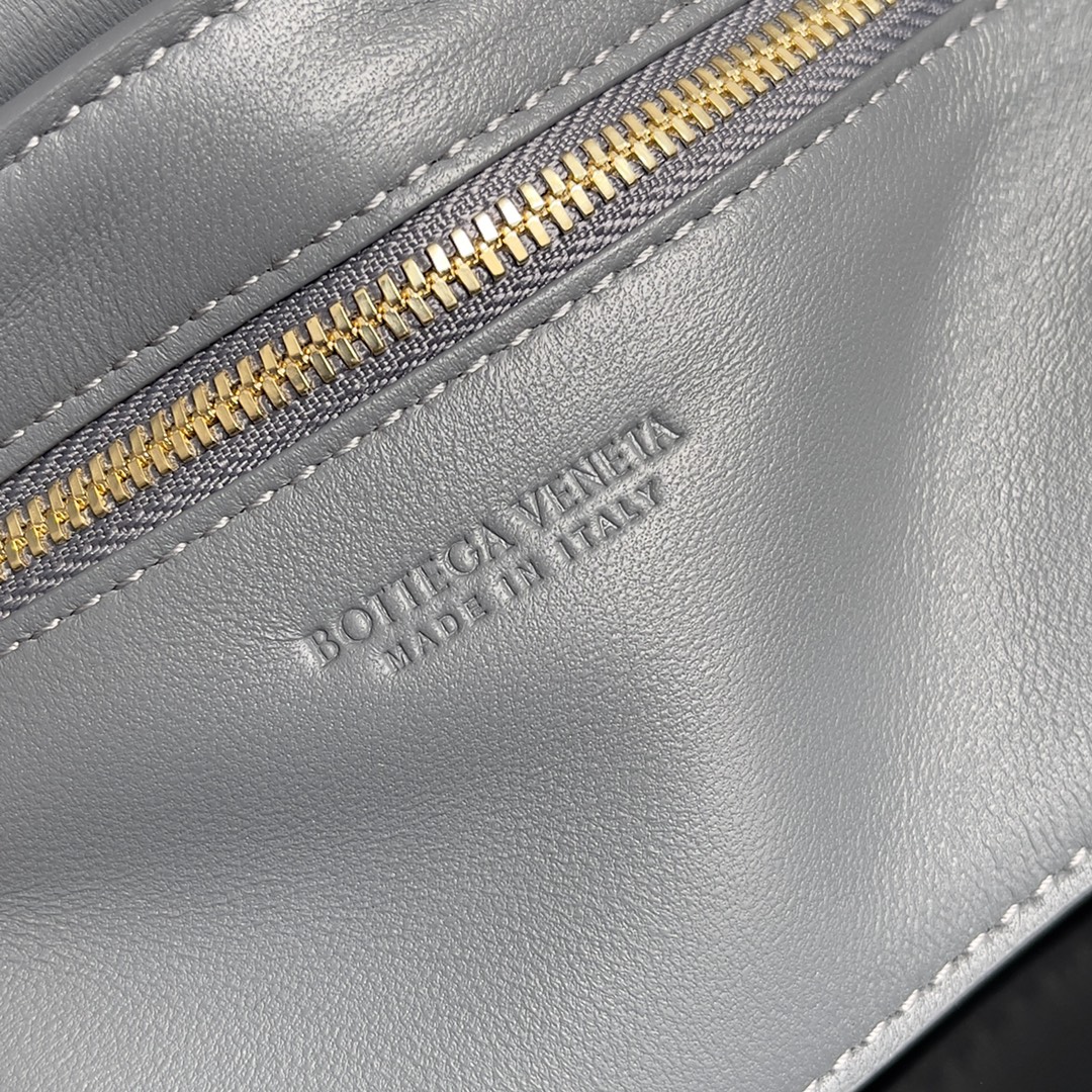 Bottega Veneta Pillow Bag Small mini Grey #717506