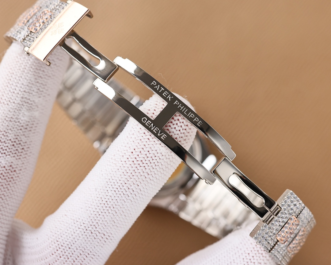 Patek Philippe Platinum Nautilus Watches