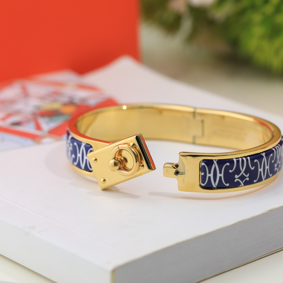 Hermes bracelet