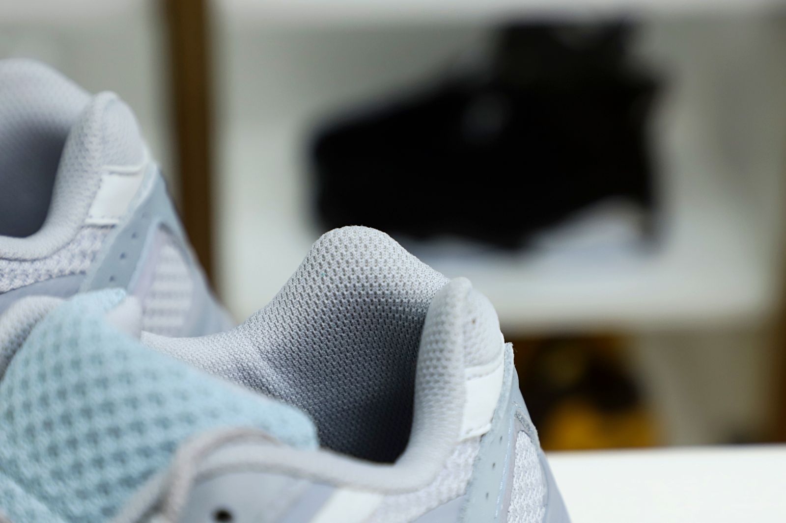 Yeezy boost 700 V2 inertia