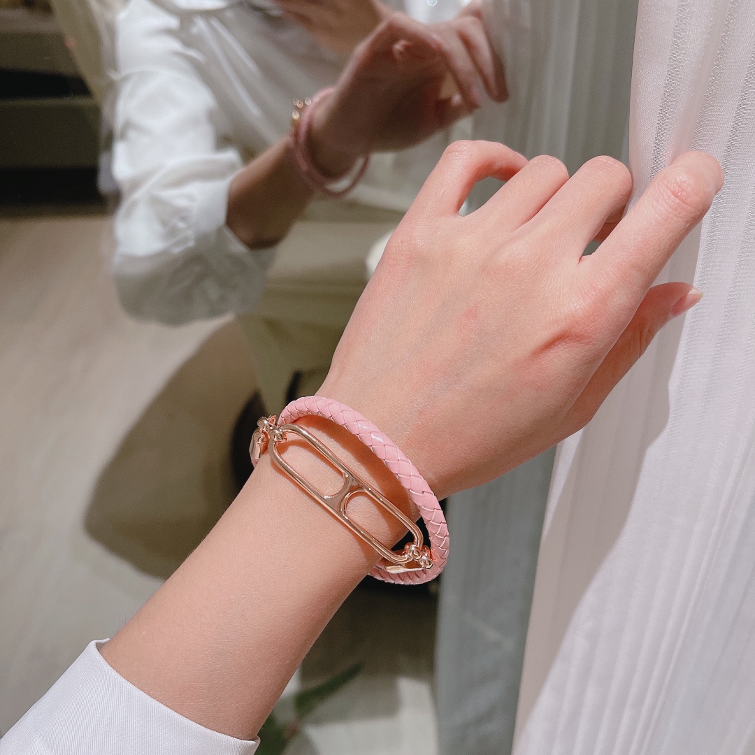Hermes bracelet