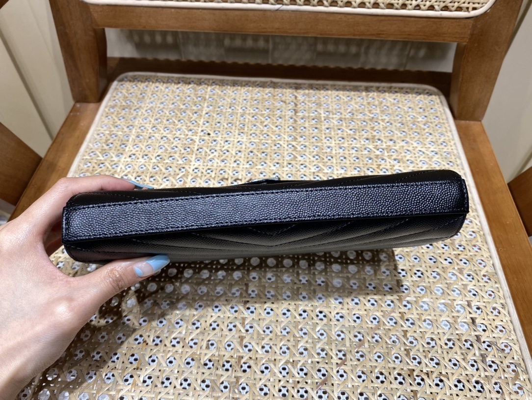 SAINT LAURENT 𝑴𝒐𝒏𝒐𝒈𝒓𝒂𝒎 𝑾𝒐𝒄  #377828