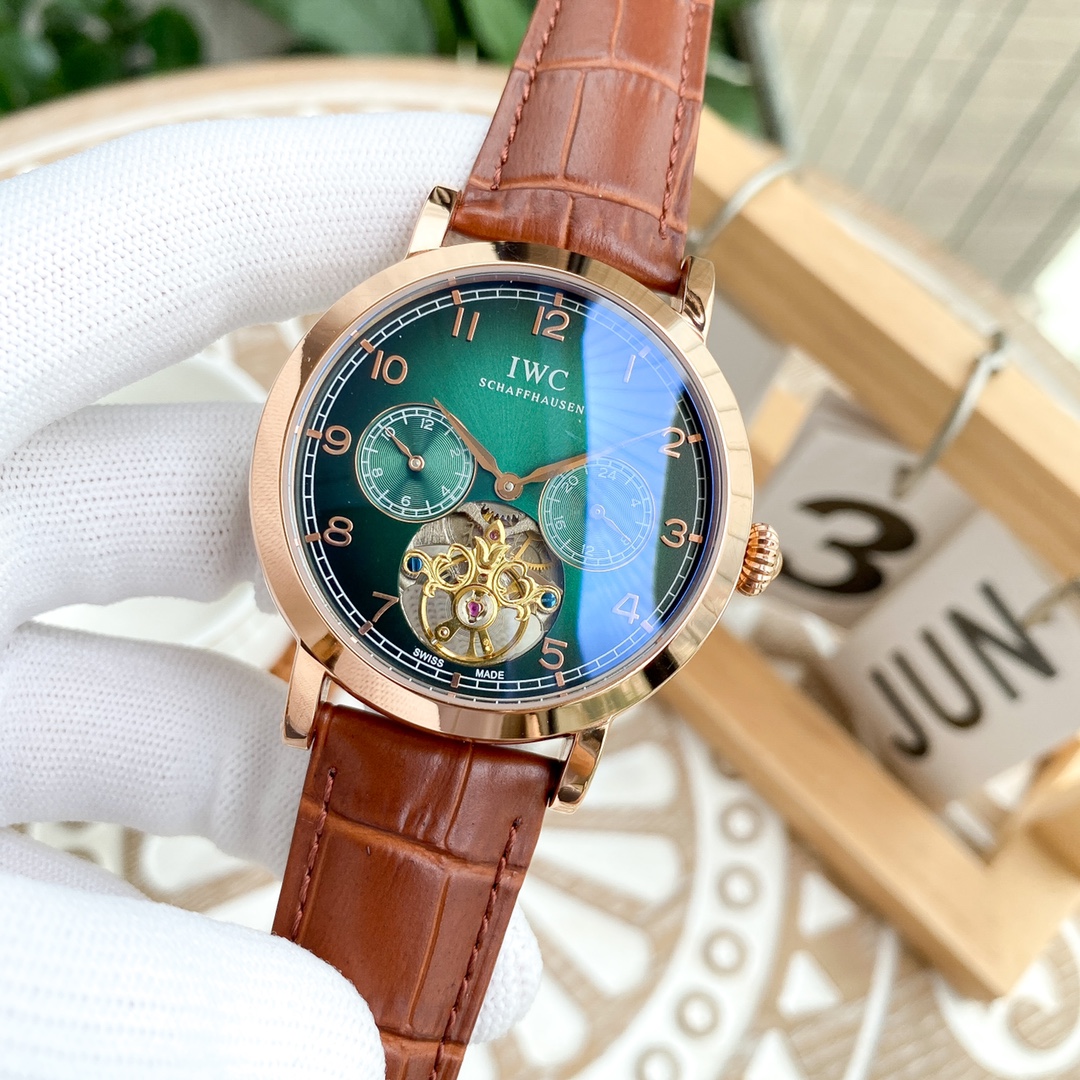 IWC- Fine men's watches Fully automatic mechanical movement, top 316 steel case and strap