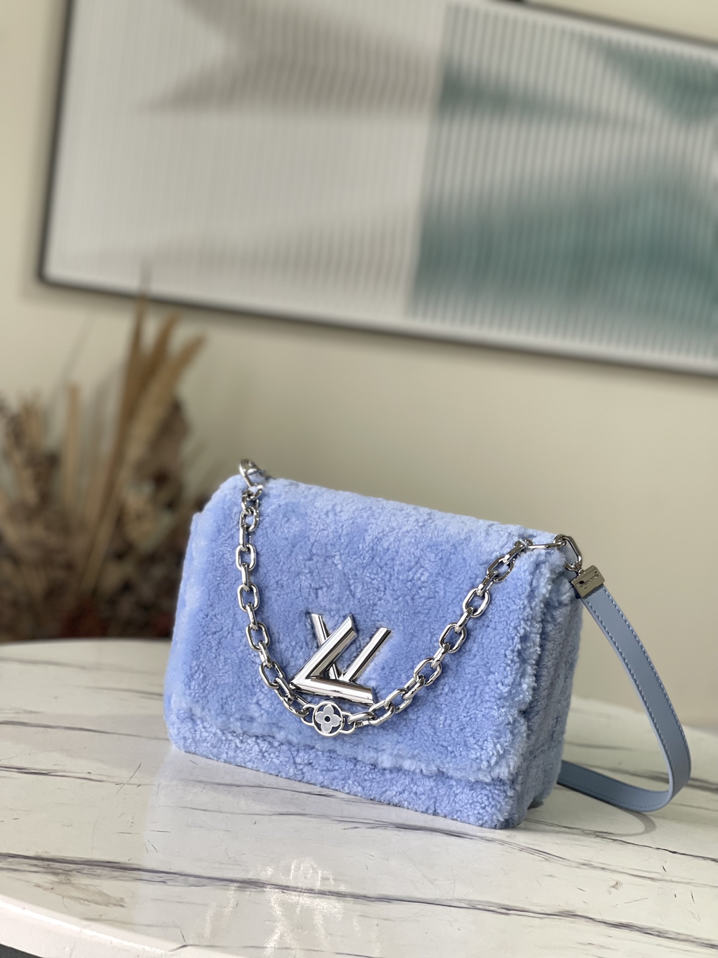 𝐋𝐎𝐔𝐈𝐒 𝐕𝐔𝐈𝐓𝐓𝐎𝐍 M21040