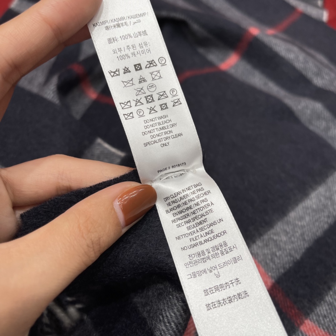 Burberry Classic Check Scarf