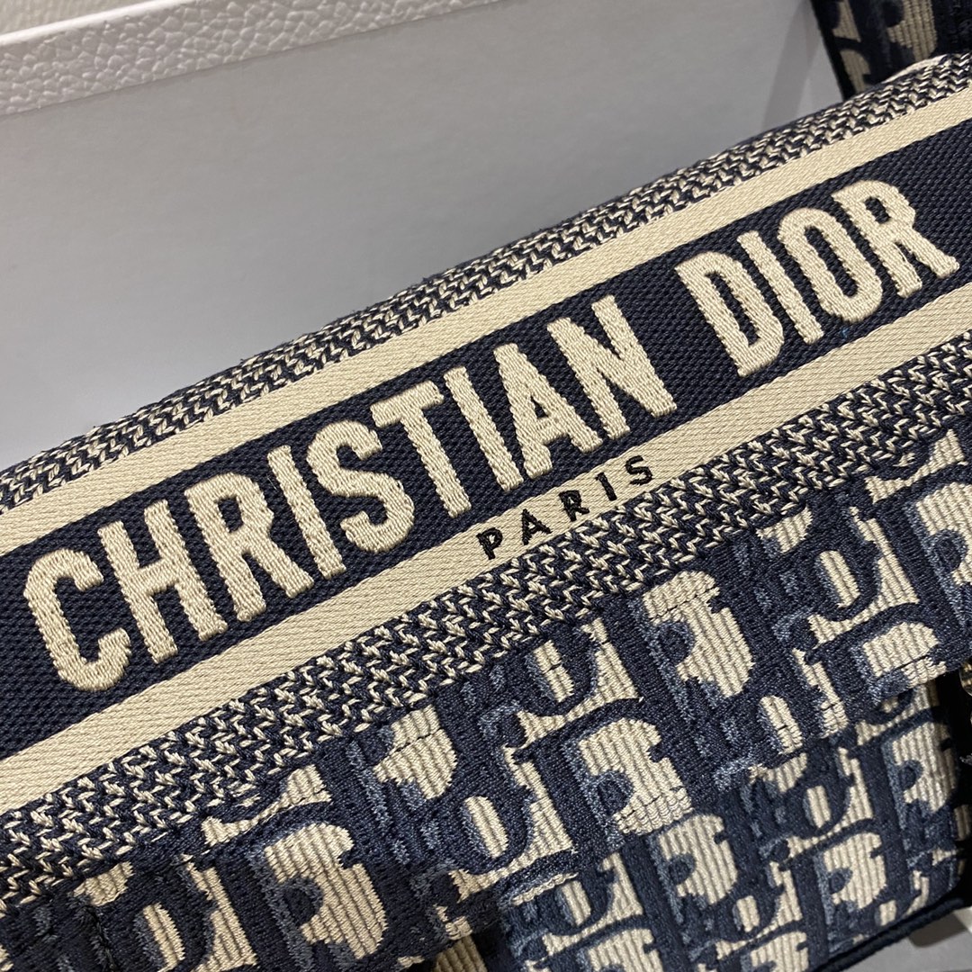 Dior new messenger bag