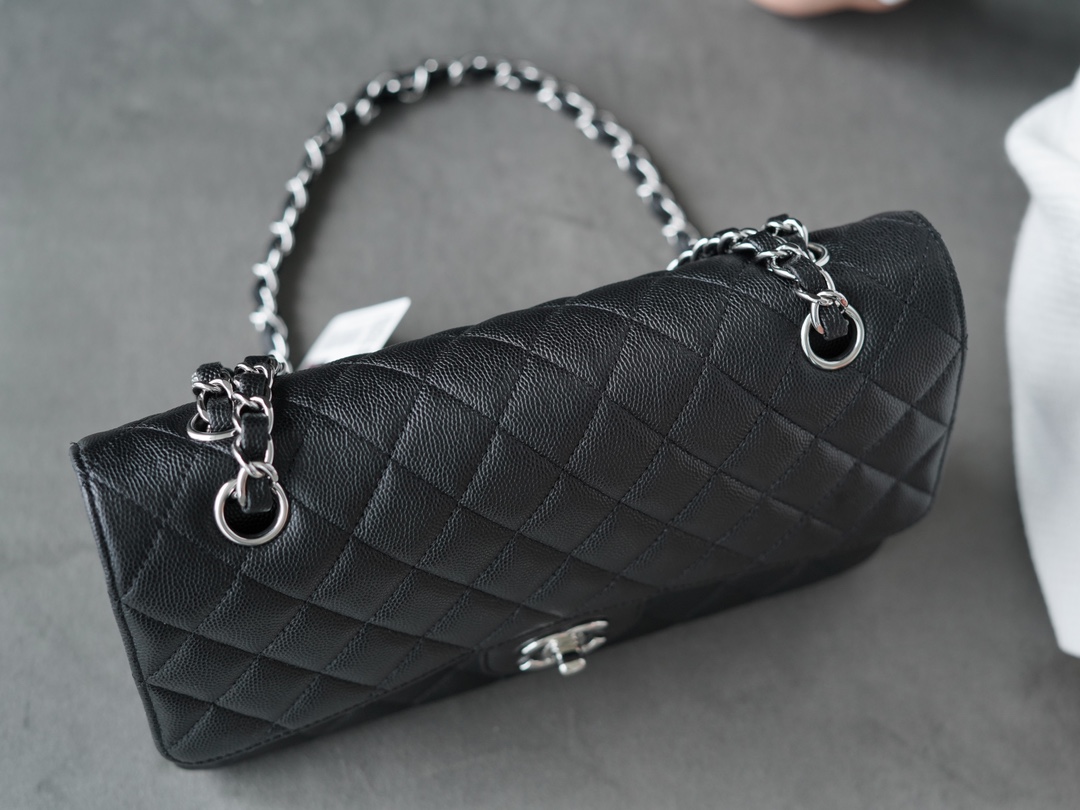 𝐂𝐇𝐀𝐍𝐄𝐋 Classic Flap France 🇫🇷 𝐇𝐚𝐚𝐬 Original Caviar🐂|Original Caviar🐂 Medium Black Silver🖤