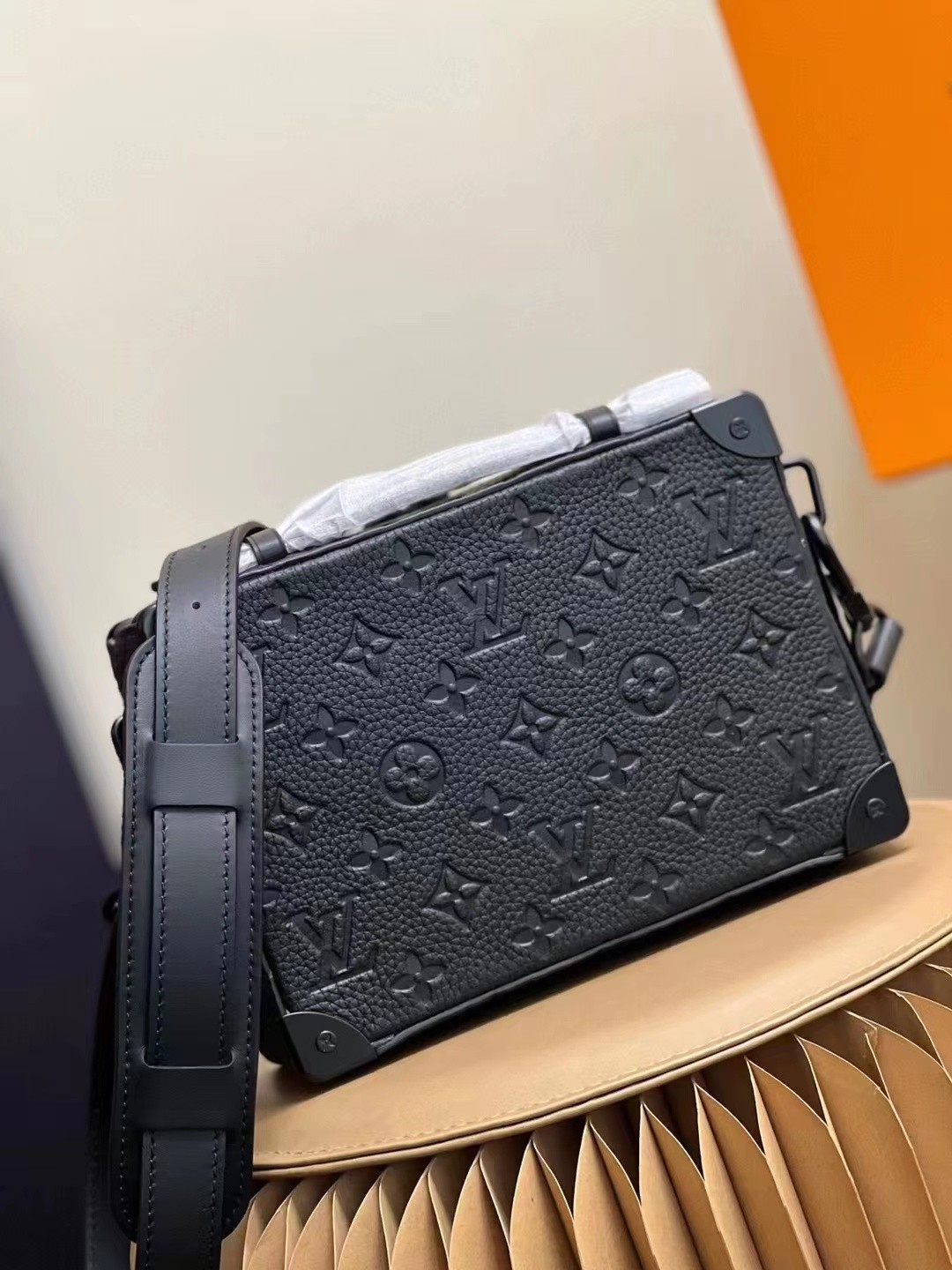 LOUIS VUITTON Petite Malle