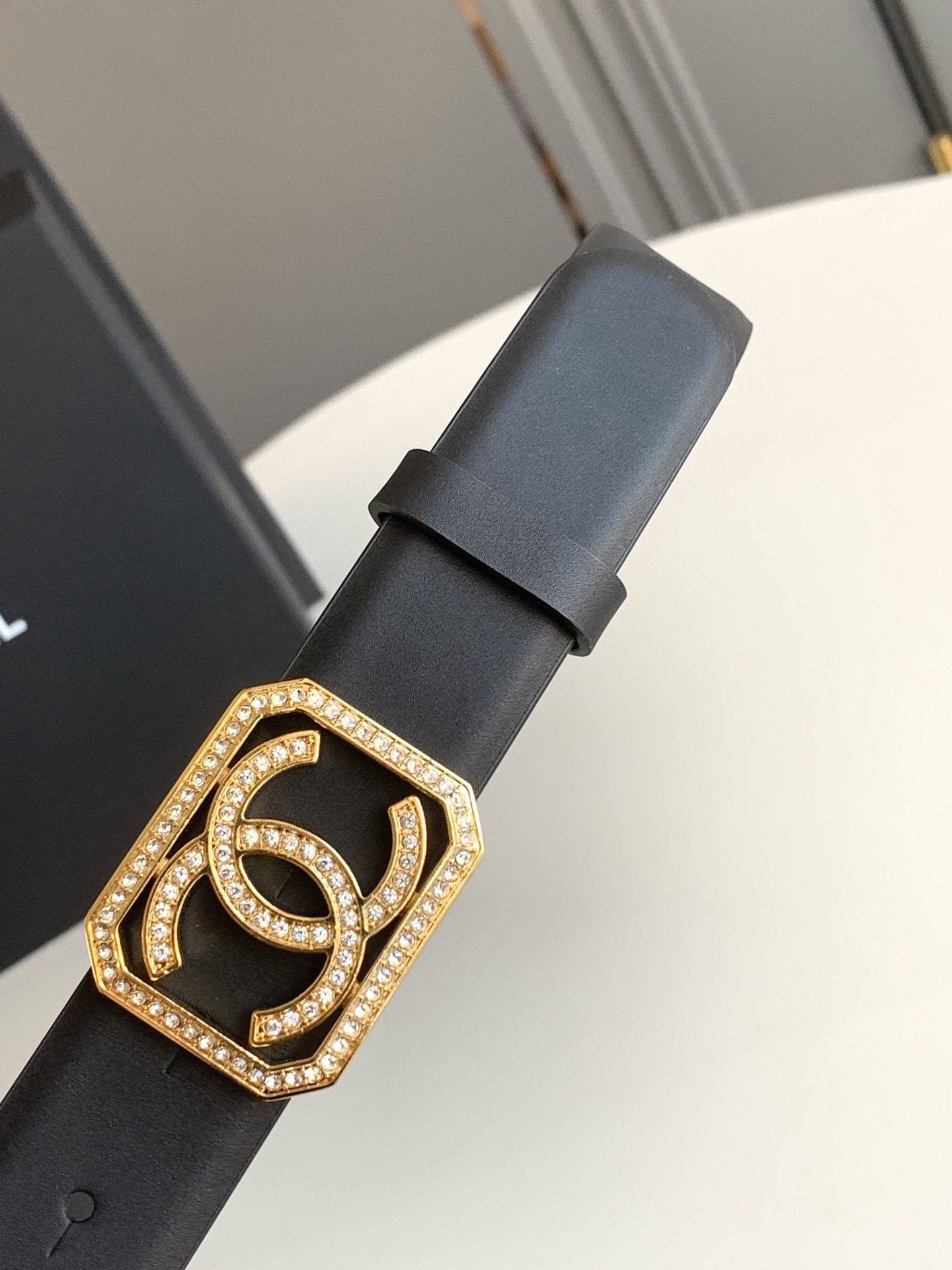 𝗖𝗛𝗔𝗡𝗘𝗟 Belt