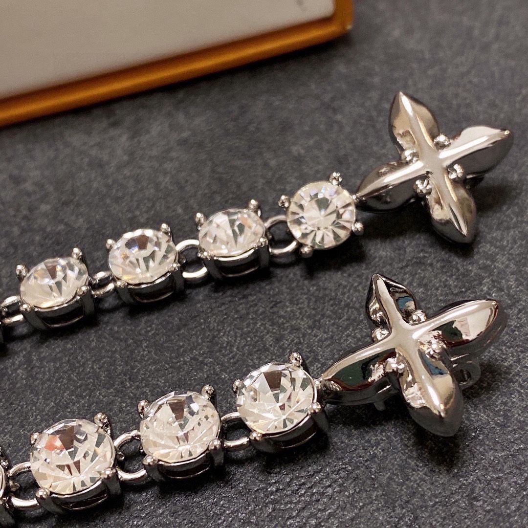 Louis Vuitton Imported Rhinestone Zirconia Bracelet 18cm and 21cm two sizes