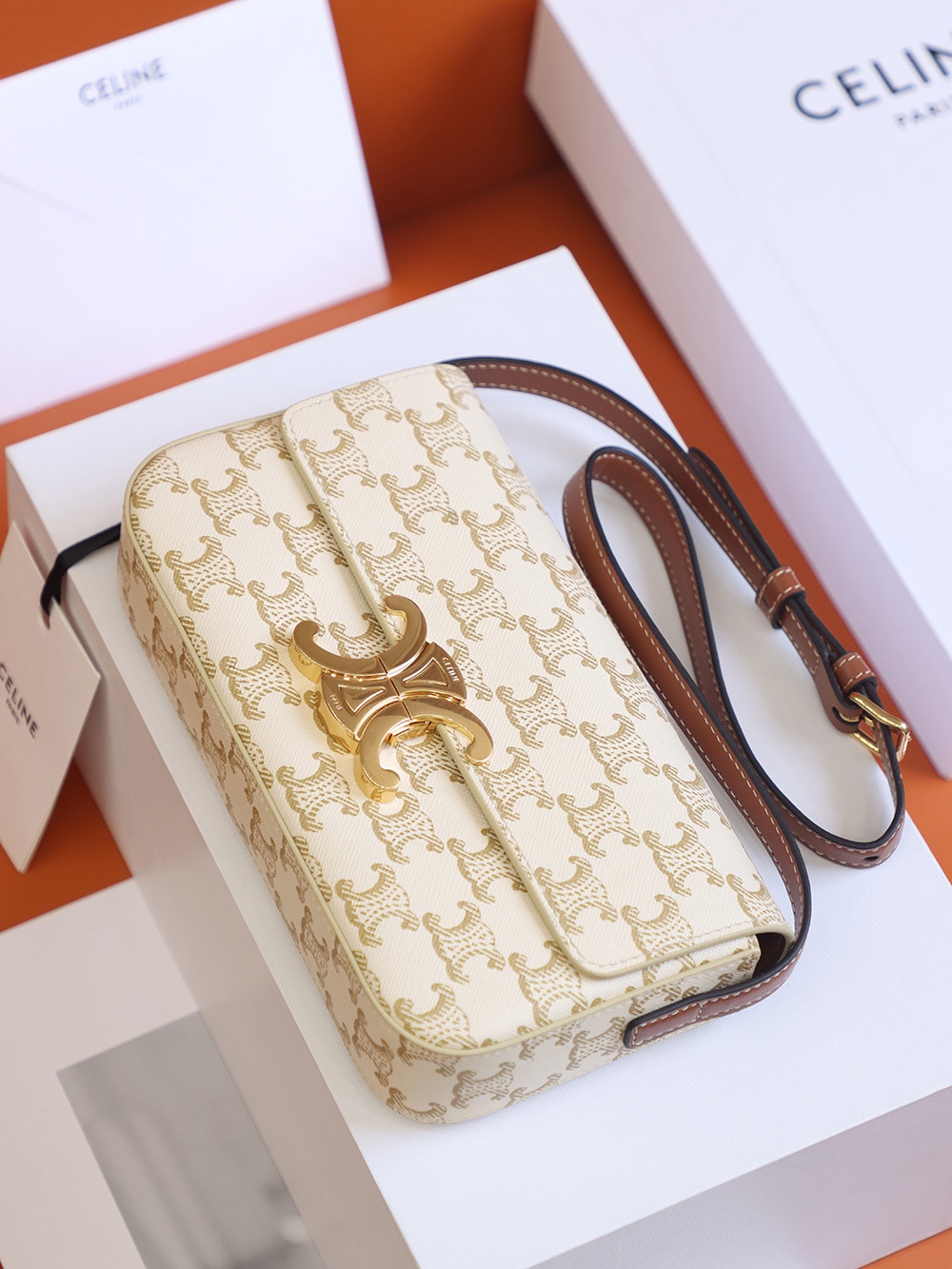 𝐂𝐞𝐥𝐢𝐧𝐞 𝙏𝙍𝙄𝙊𝙈𝙋𝙃𝙀 Arc de Triomphe #194142