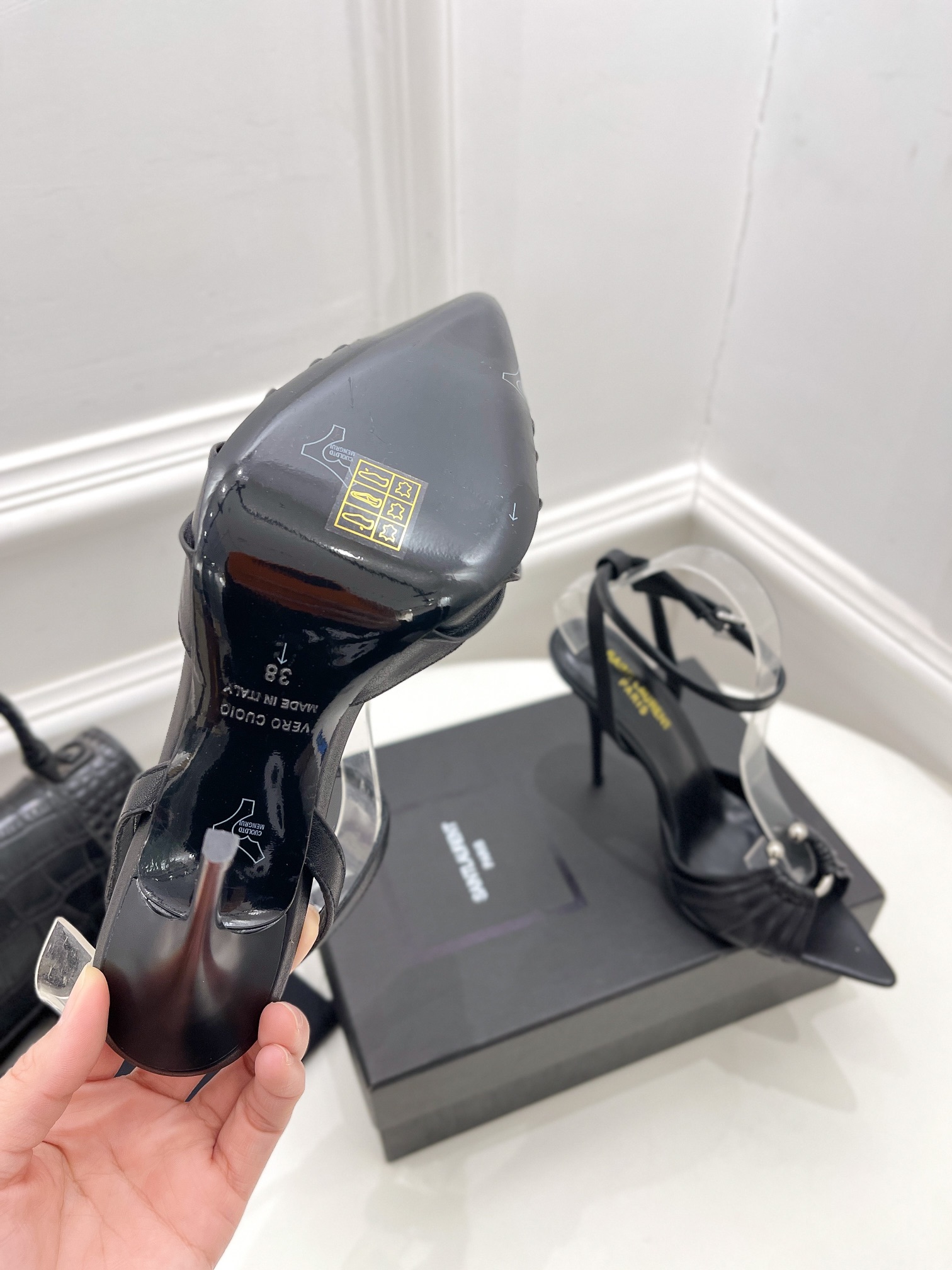 𝙎𝙖𝙞𝙣𝙩 𝙇𝙖𝙪𝙧𝙚𝙣𝙩 | 𝟐𝟎𝟐𝟏/𝐒𝐒 𝐧𝐞𝐰 YSL｜Roland 2022/fw early spring new baked high heels