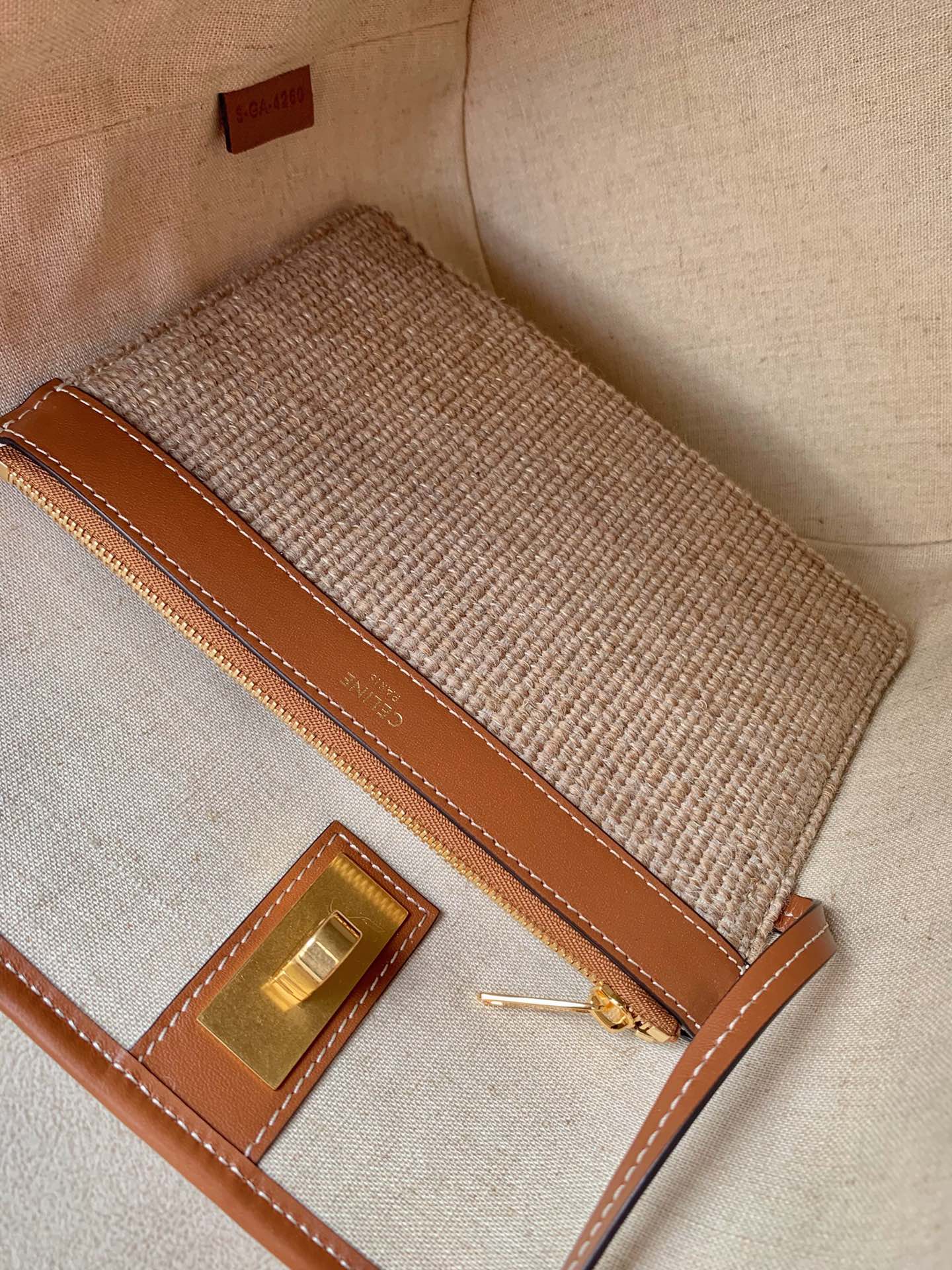 𝐂𝐞𝐥𝐢𝐧𝐞 BUCKET 16 bag in jacquard and calfskin