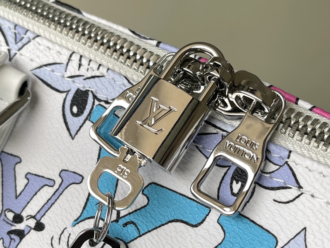 𝐋𝐎𝐔𝐈𝐒 𝐕𝐔𝐈𝐓𝐓𝐎𝐍      M21863