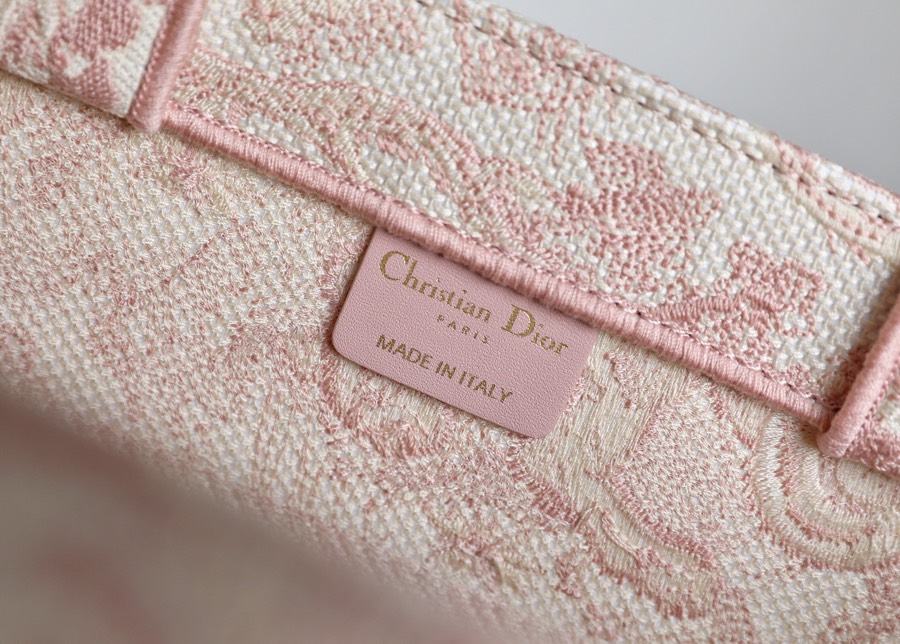 DIOR TOTE Pink Tiger