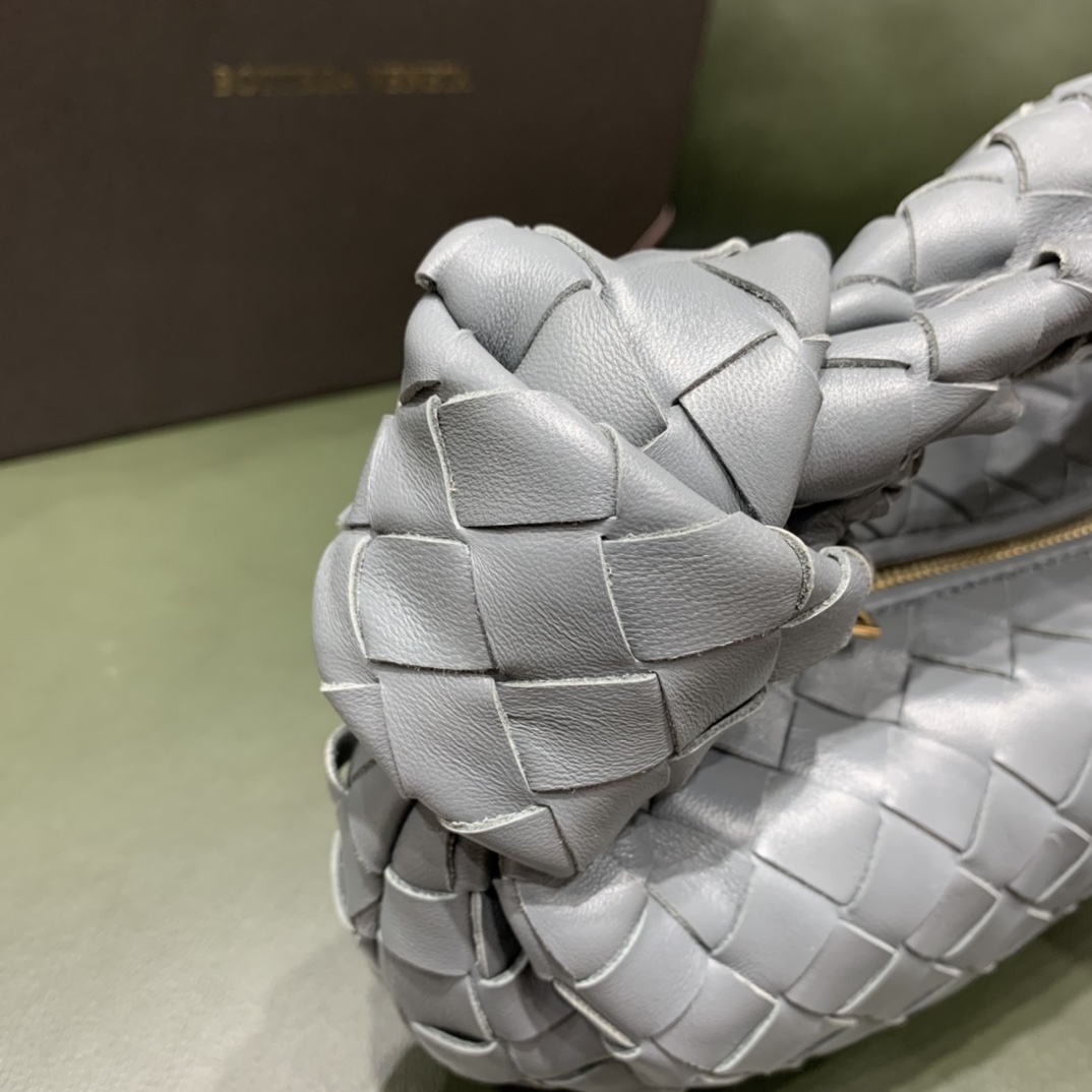 Bottega Veneta  🆕NEW🆕 JODIE #651876