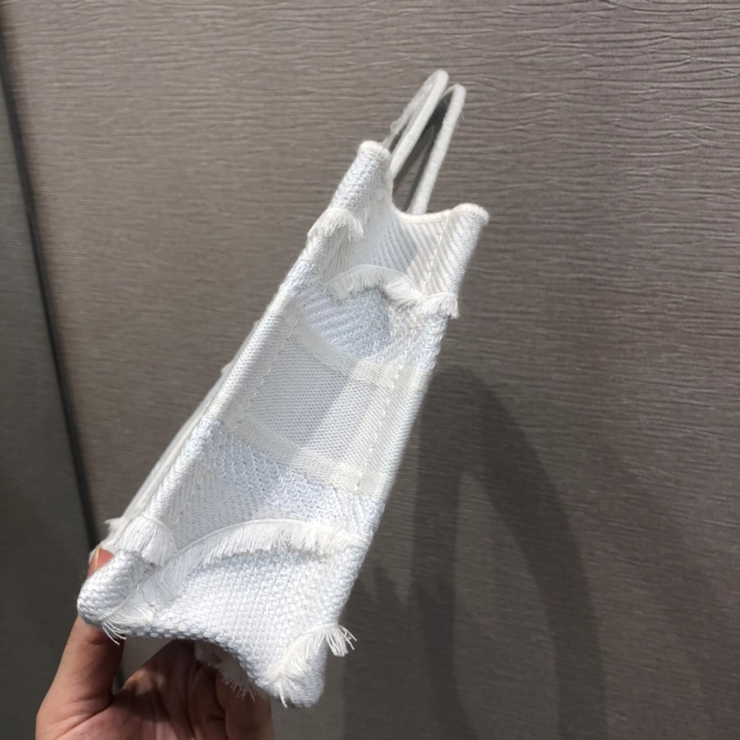 Camouflage series Mini Book tote Princess White