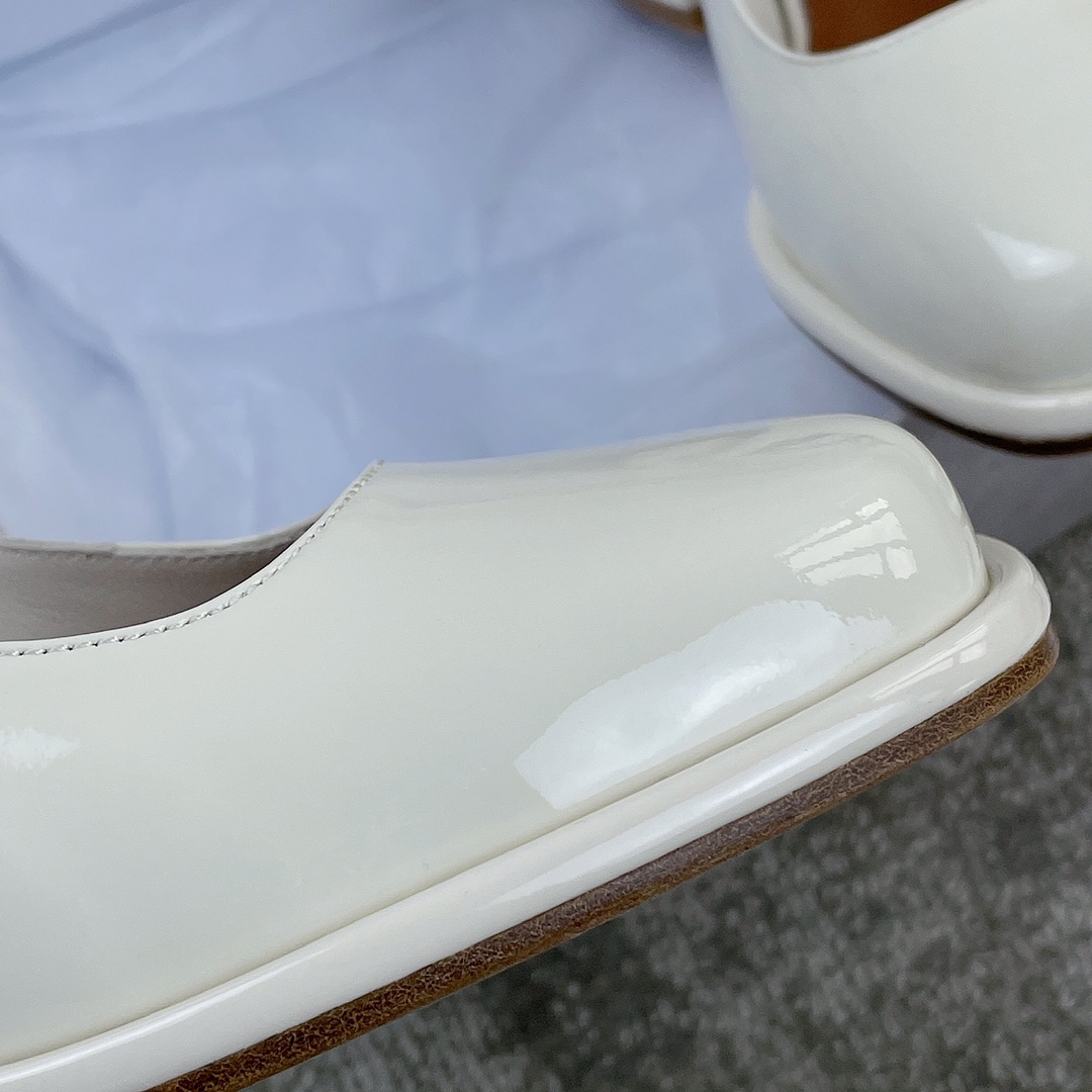 Jimmy Cho*o Chunky Heel Mary Jane