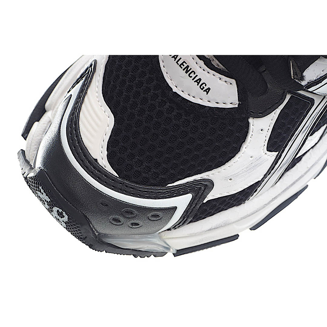 Balenciaga Runner 7.0