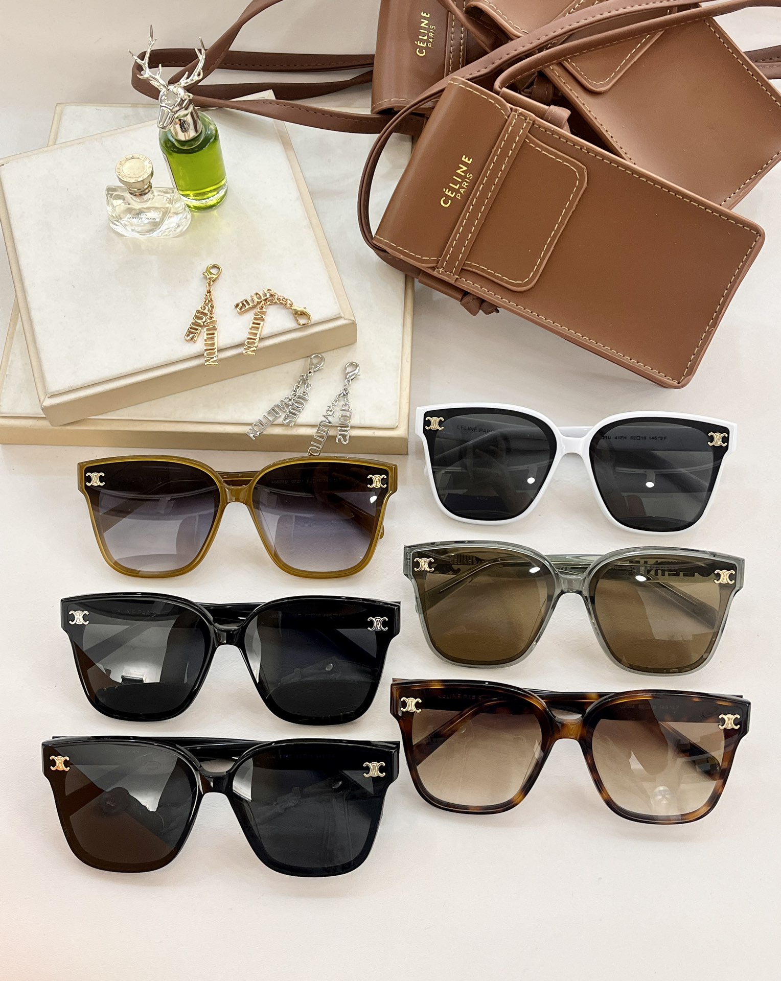 celine with glasses phone pouch