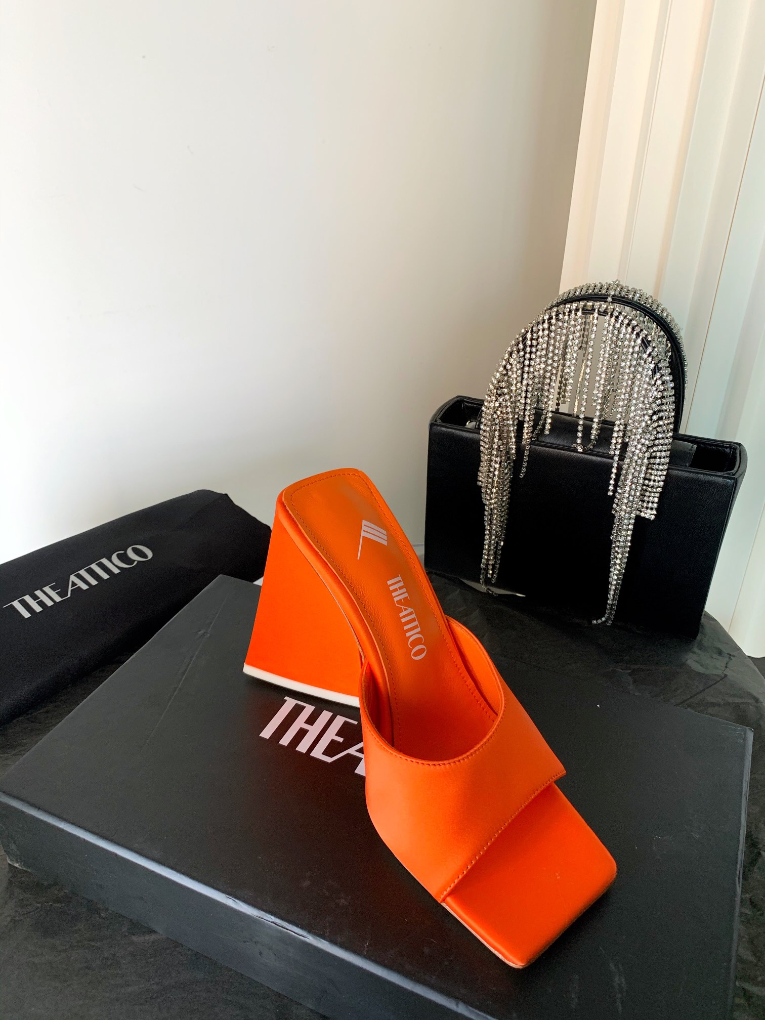 THE ATTICO | 𝟐𝟎𝟐𝟏/𝐒𝐒 𝐧𝐞𝐰 The attico triangle heel sandals lined with sheepskin leather genuine leather outsole