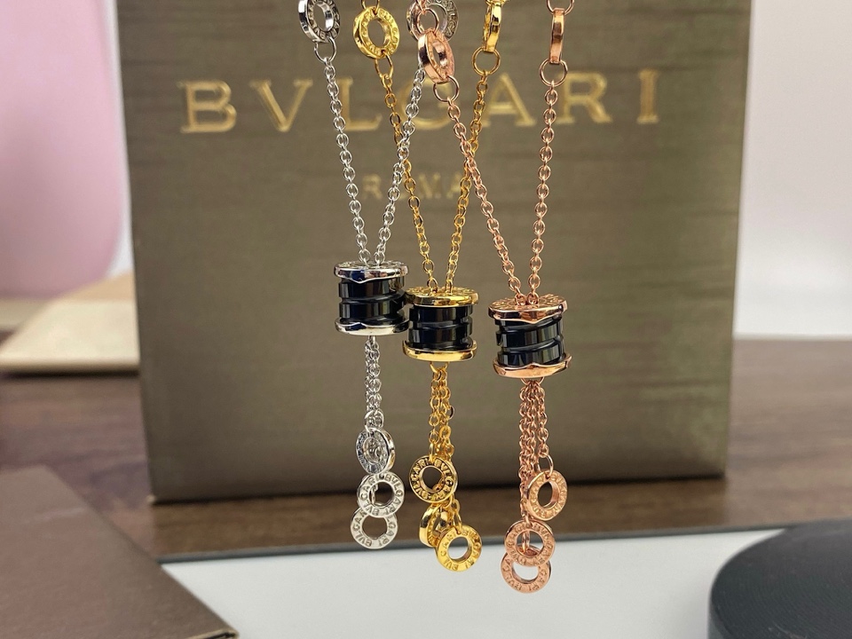 BVLGARI necklace