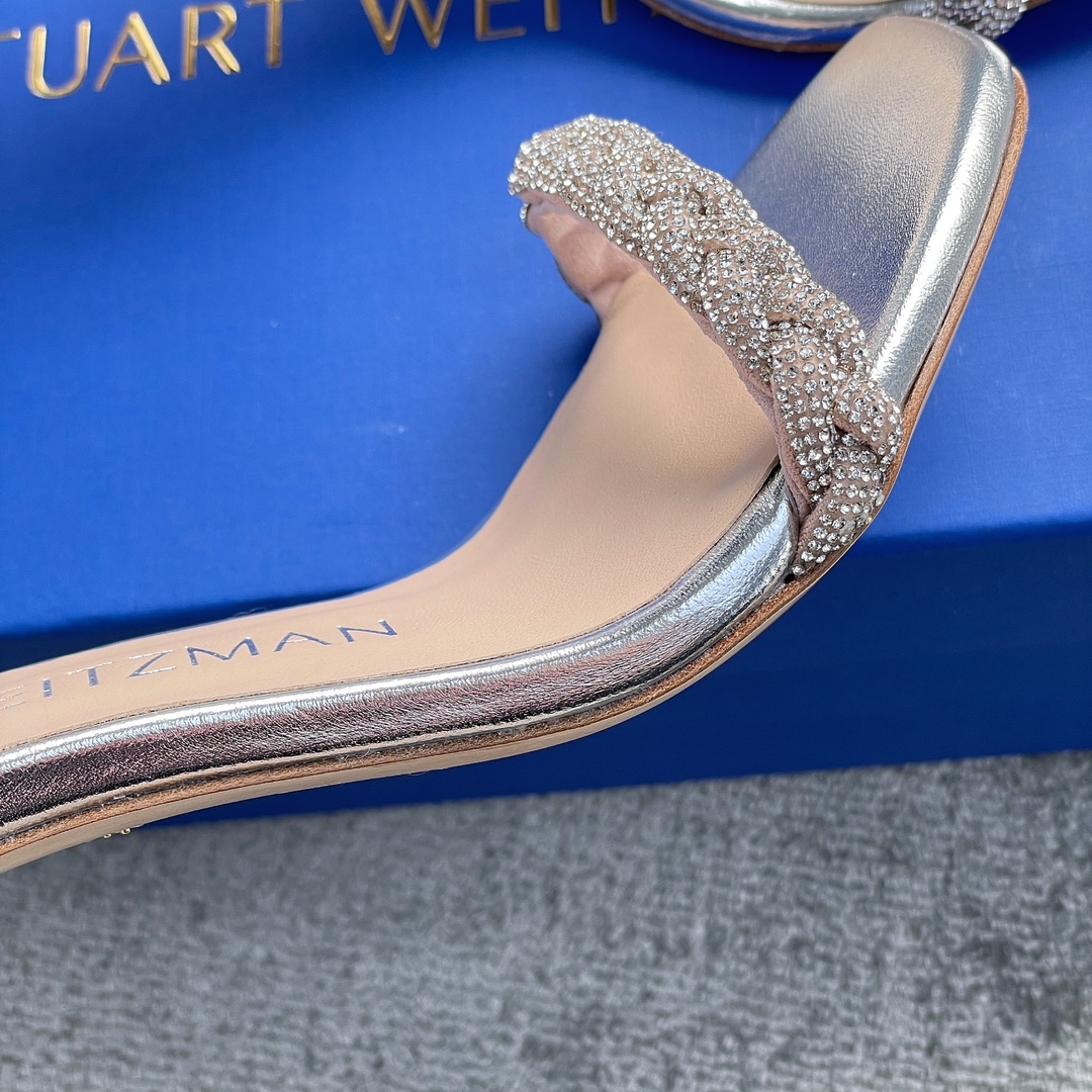 Stuar*t weitzma*n sandals