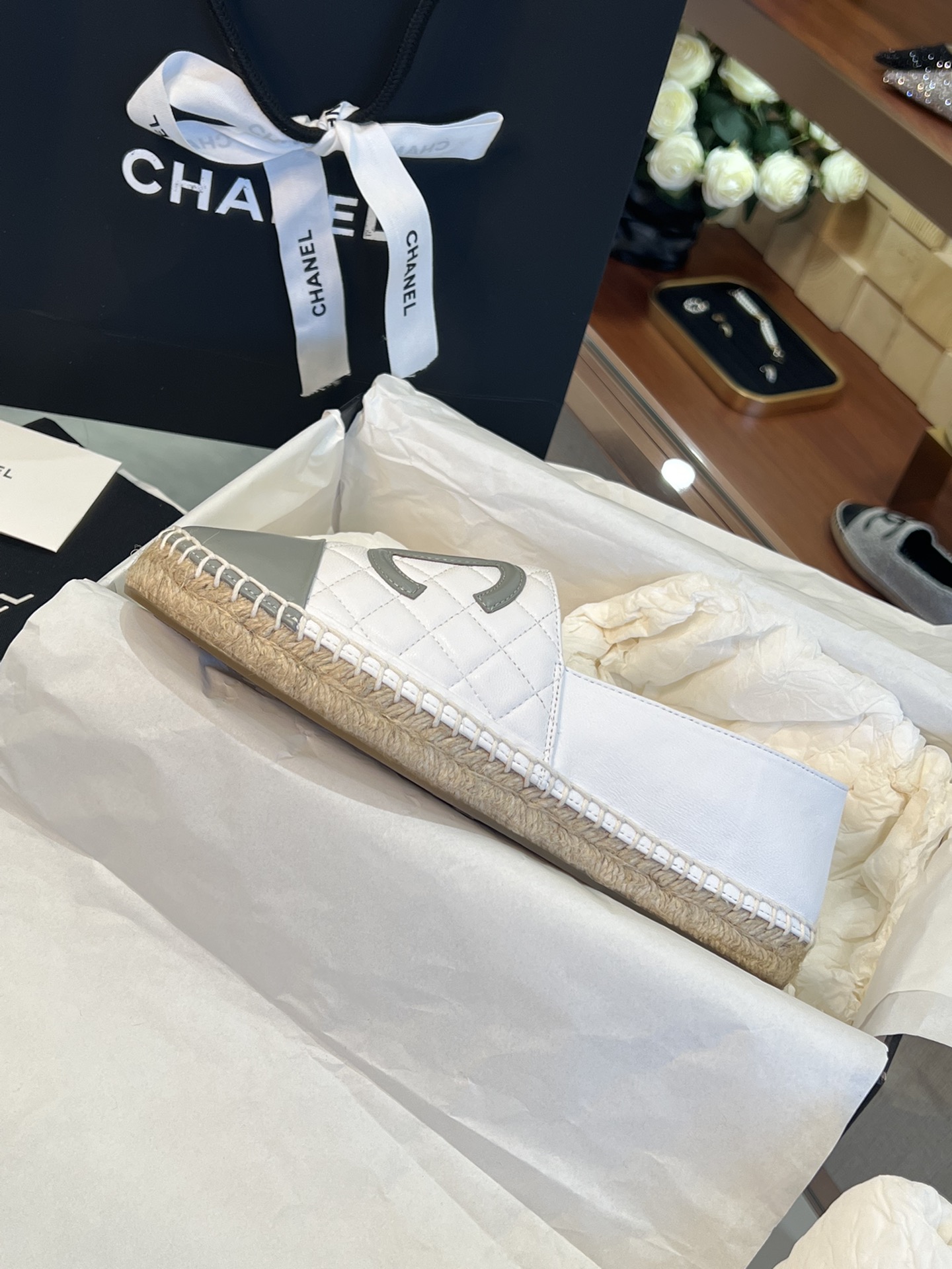 CHANEL fisherman shoes Chanel classic version of the original injection of rubber translucent rubber original color hemp sole