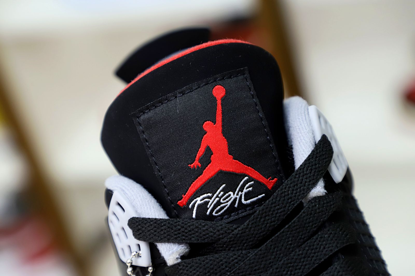 AIR JORDAN 4 RETRO OG BRED 2019
