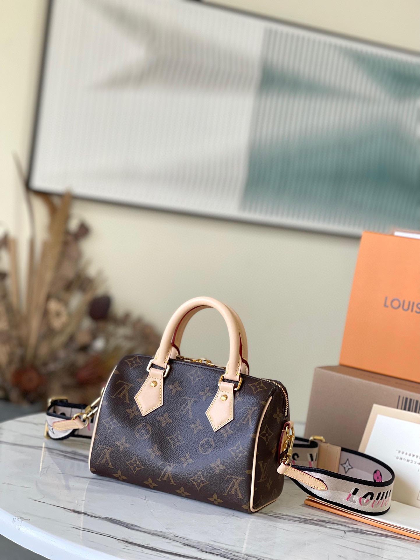 𝐋𝐎𝐔𝐈𝐒 𝐕𝐔𝐈𝐓𝐓𝐎𝐍    M45957