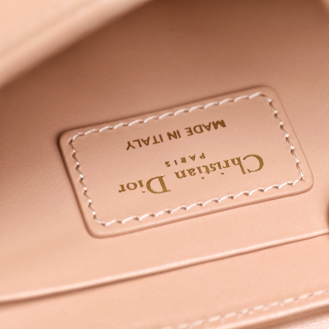 Montaigne Nude Pink Box Bag