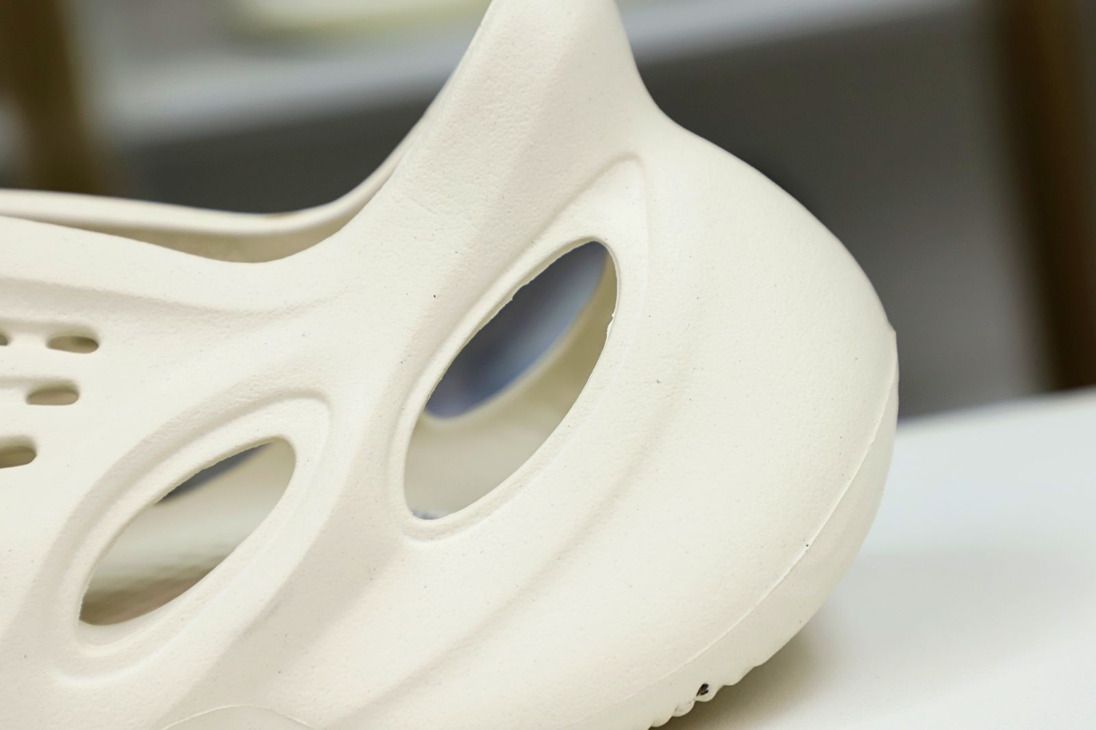 YEEZY FOAM RUNNER ARARAT