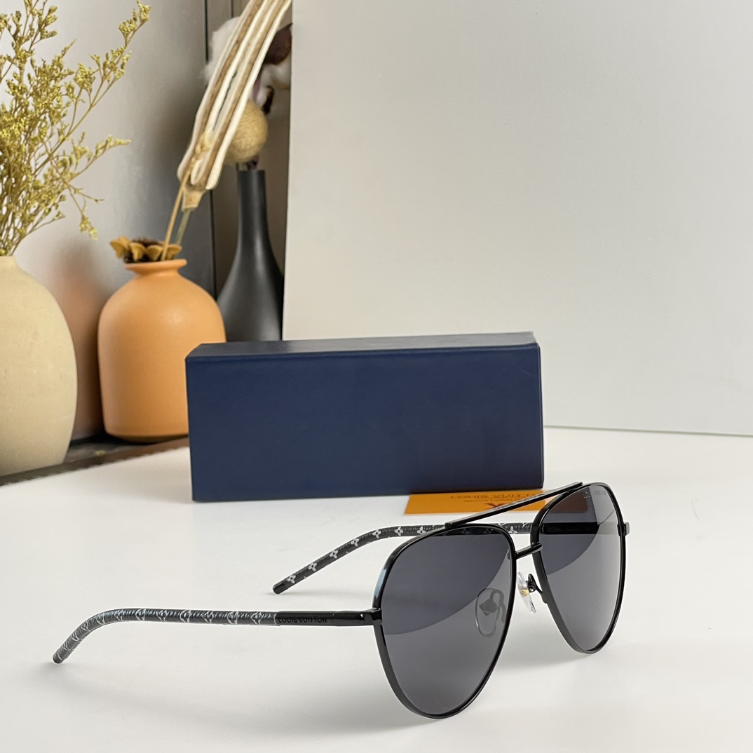 LOUIS VUITTON Model:Z1797U