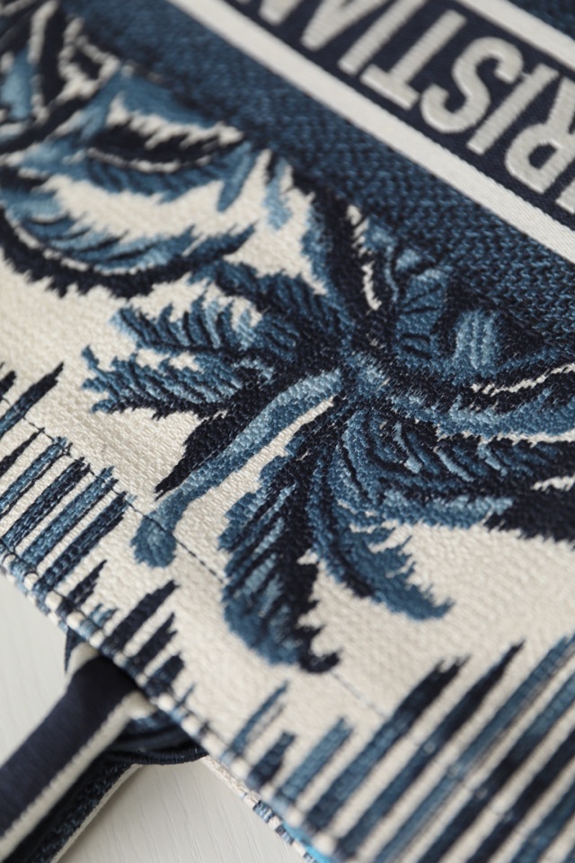 DIOR TOTE Blue Coconut Tree