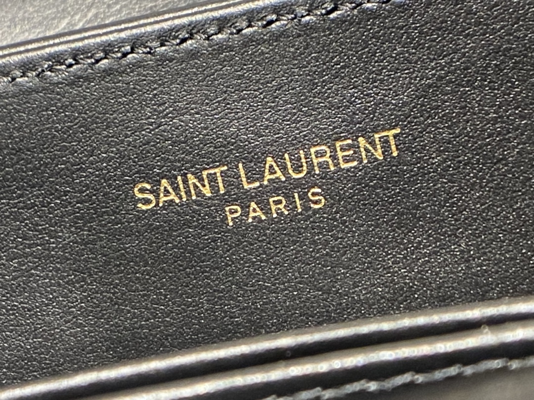 SAINT LAURENT 𝑳𝒐𝒖𝑳𝒐𝒖 #467072.Original leather.JD