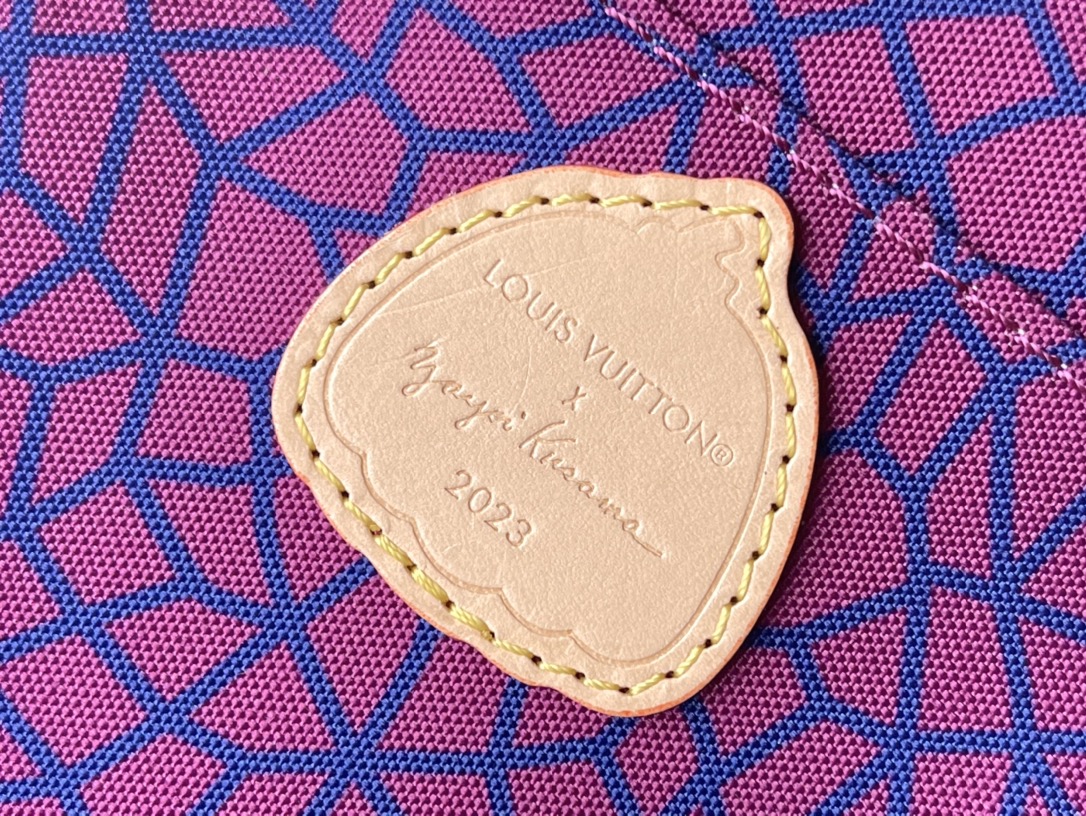 𝐋𝐎𝐔𝐈𝐒 𝐕𝐔𝐈𝐓𝐓𝐎𝐍 M82112 LV x YK PETIT SAC PLAT Bag