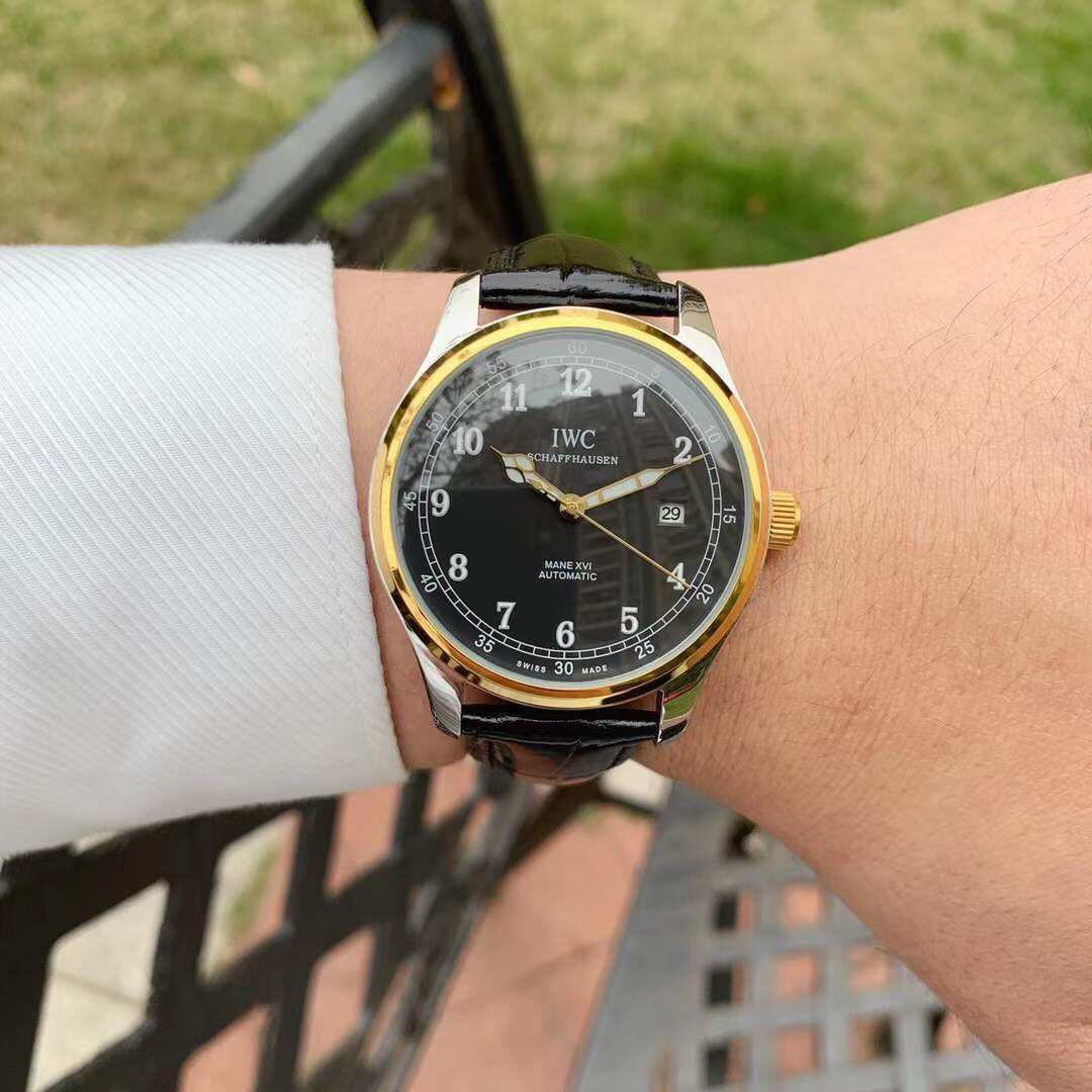 IWC- Vanguard - Men's Watch Mechanical Automatic Movement Mineralized Glass 316L Stainless Steel Case