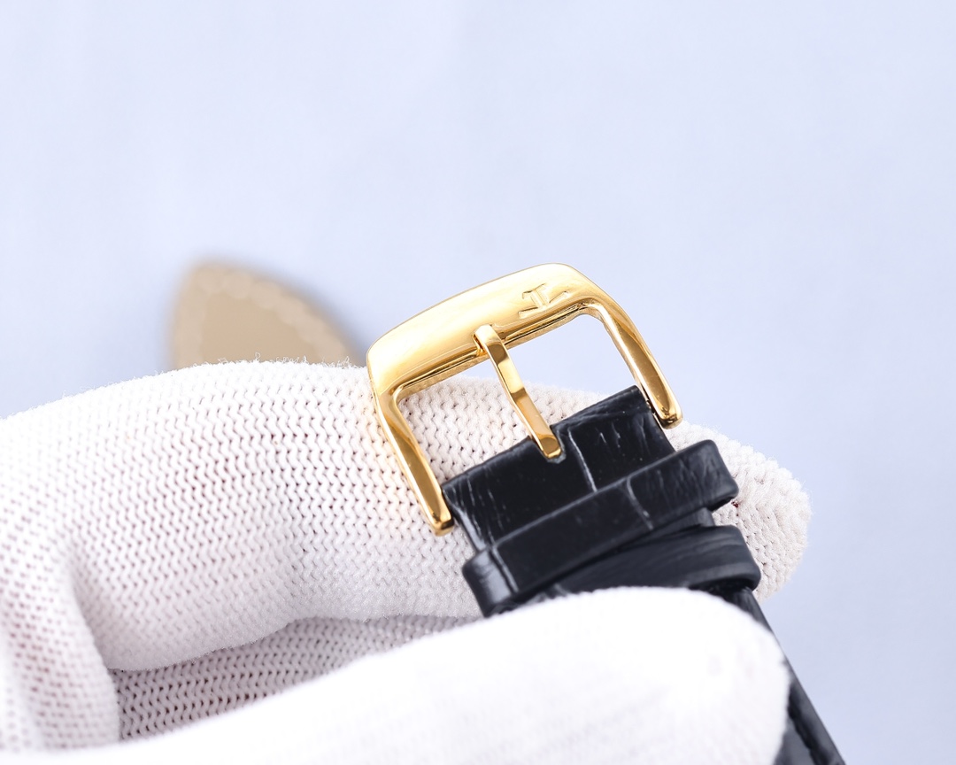 Jaeger-LeCoultre Fine Men's Watches