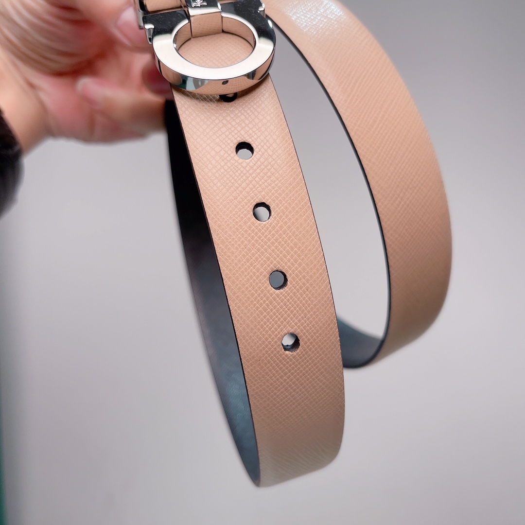 FERRAGAMO double-sided top layer leather belt