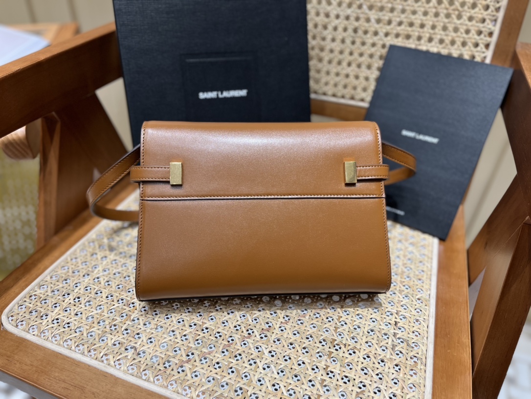 SAINT LAURENT【𝙈𝙖𝙣𝙝𝙖𝙩𝙩𝙖𝙣 𝟮𝟰𝙘𝙢】675626.Jd