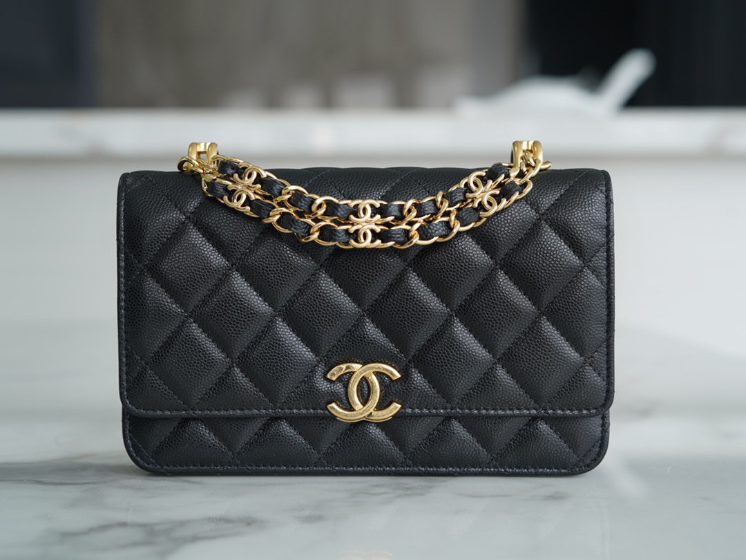 𝗖𝗛𝗔𝗡𝗘𝗟✦ Italian lychee grain calfskin 𝟮𝟐𝑲 New Chain 𝐰𝐨𝐜 Black Gold