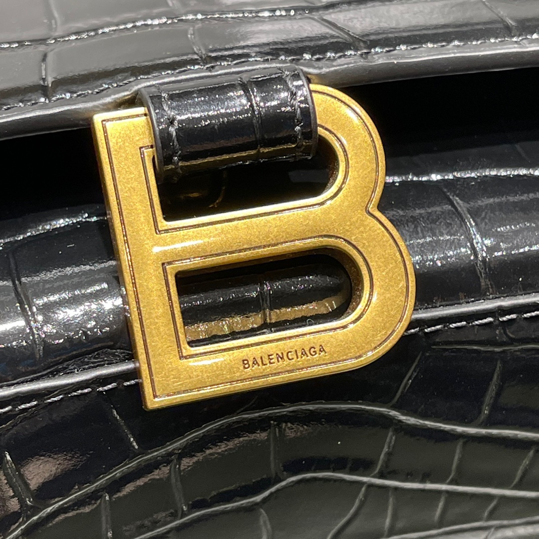 BALENCIAGA 𝐇𝐨𝐮𝐫𝐠𝐥𝐚𝐬𝐬 𝐏𝐥𝐮𝐬 Hourglass bag