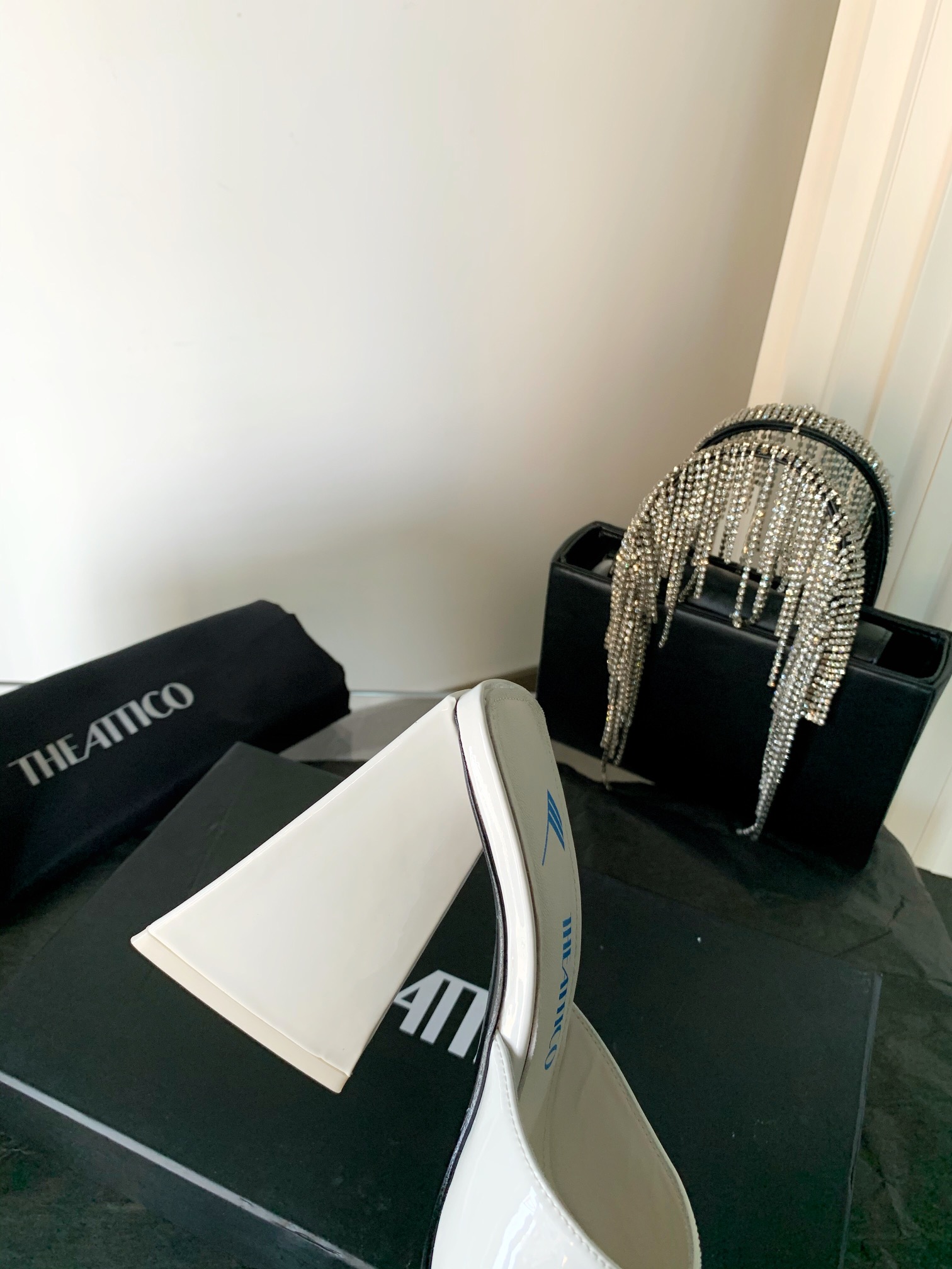 THE ATTICO | 𝟐𝟎𝟐𝟏/𝐒𝐒 𝐧𝐞𝐰 The attico triangle heel sandals lined with sheepskin leather genuine leather outsole