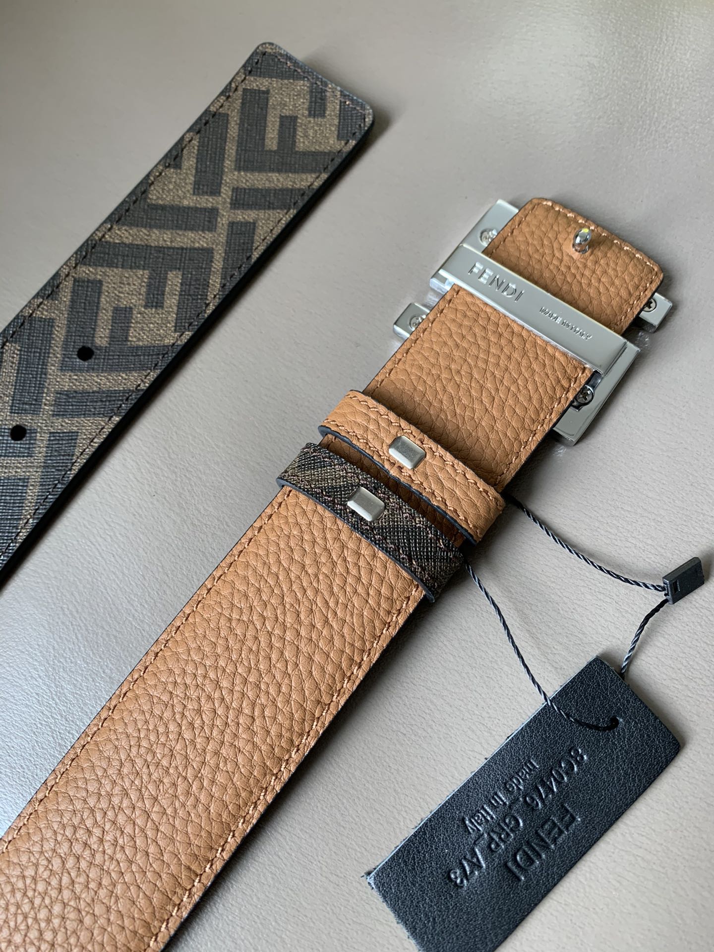 FENDI men's casual reversible belt