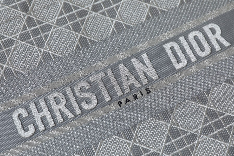 DIOR TOTE embroidered vine check grey