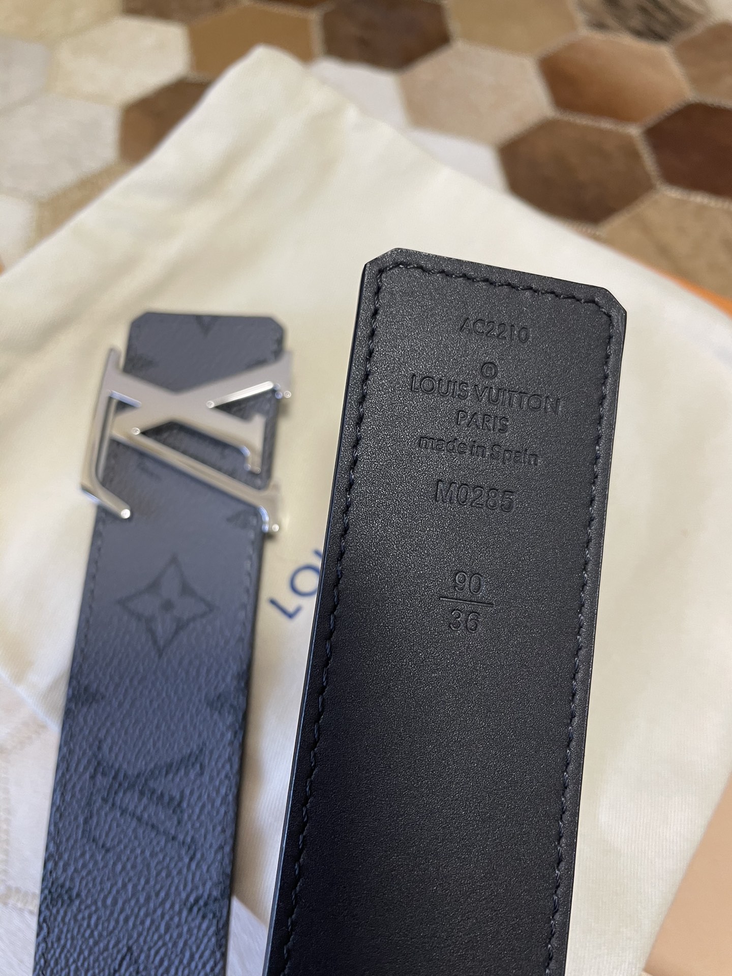 LOUIS VUITTO Initiales Reversible Belt Fusion