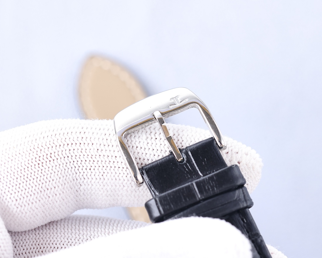 Jaeger-LeCoultre Fine Men's Watches